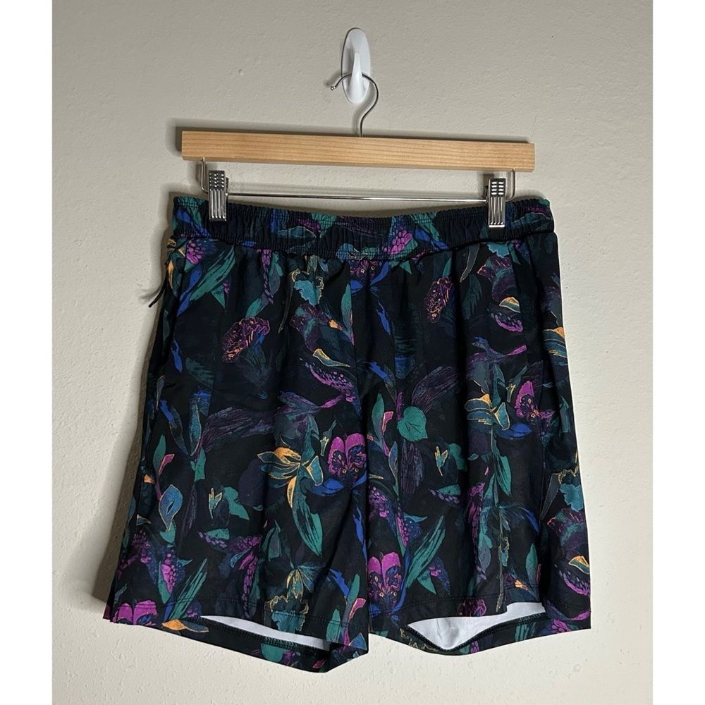 All In Motion Dark Floral Athletic Shorts Size M